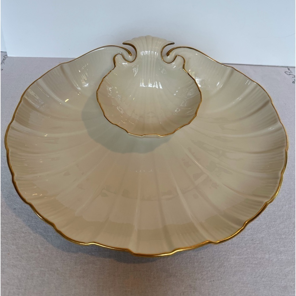Lenox Aegean Collection Shell Serving Dish One Piece Chip and Dip/ Seafood